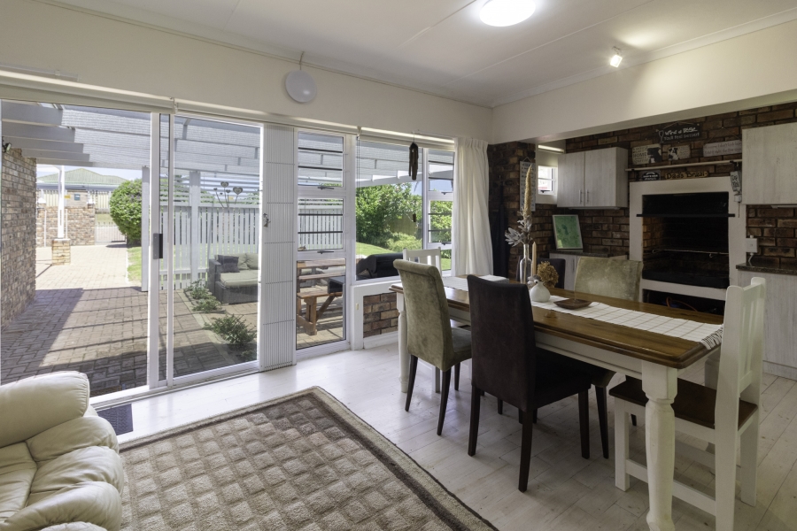 3 Bedroom Property for Sale in West Bank Eastern Cape